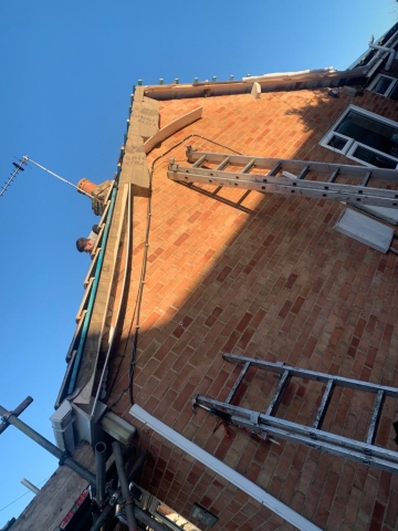 Roof Repair - Taylormade Roofing Ltd